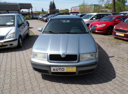Škoda - Octavia