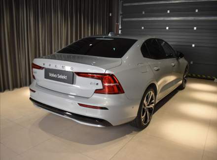 Volvo - S60