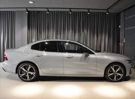 Volvo - S60