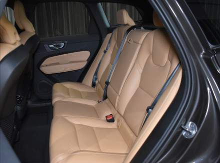 Volvo - XC60