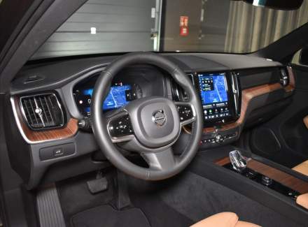 Volvo - XC60