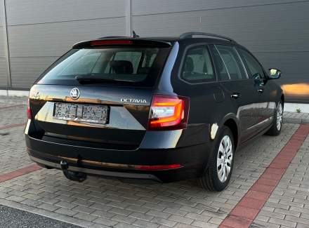 Škoda - Octavia