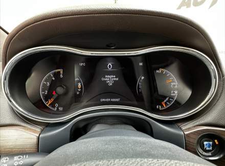 Jeep - Grand Cherokee