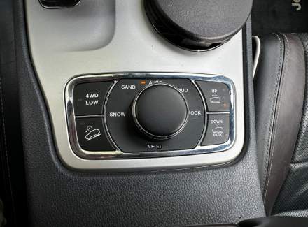 Jeep - Grand Cherokee