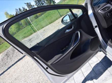 Opel - Astra