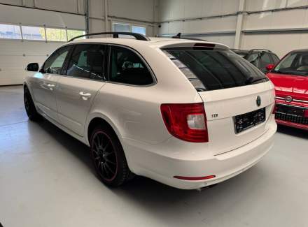 Škoda - Superb
