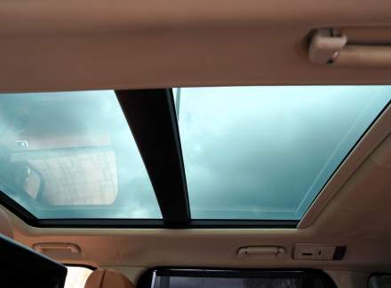 Land Rover - Range Rover