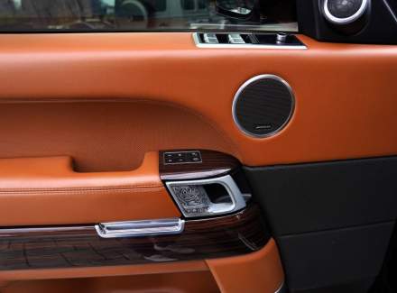 Land Rover - Range Rover