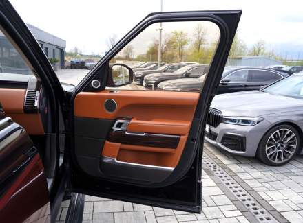 Land Rover - Range Rover