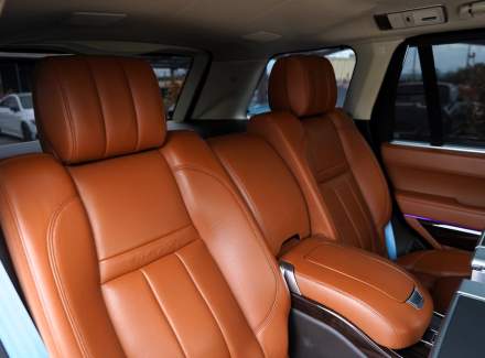 Land Rover - Range Rover