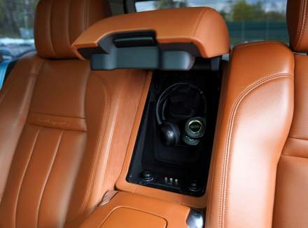 Land Rover - Range Rover