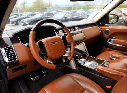 Land Rover - Range Rover