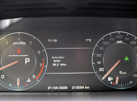 Land Rover - Range Rover