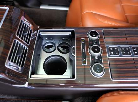 Land Rover - Range Rover