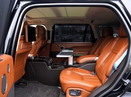 Land Rover - Range Rover