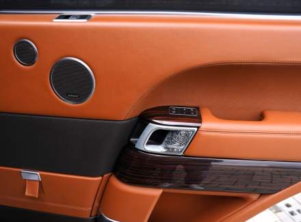 Land Rover - Range Rover