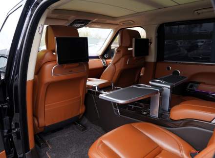 Land Rover - Range Rover