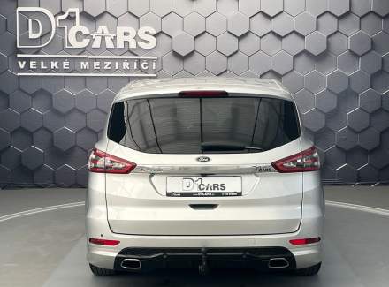 Ford - S-MAX