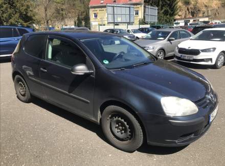 Volkswagen - Golf