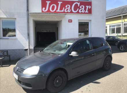 Volkswagen - Golf