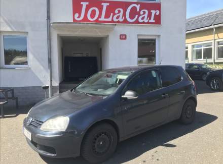 Volkswagen - Golf