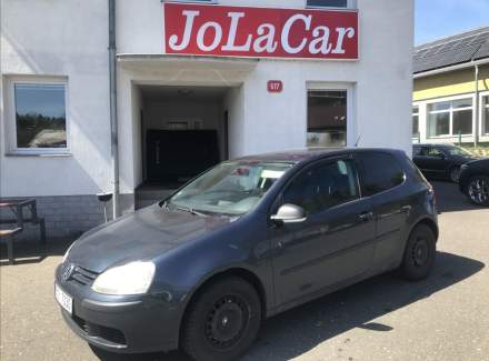 Volkswagen - Golf