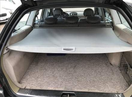 Mercedes-Benz - E-class