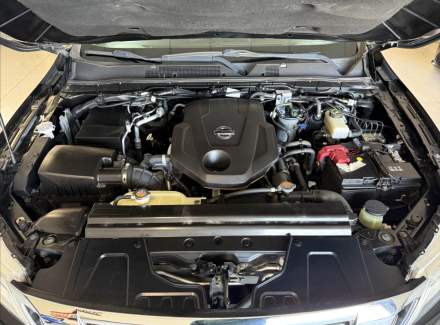 Nissan - Navara