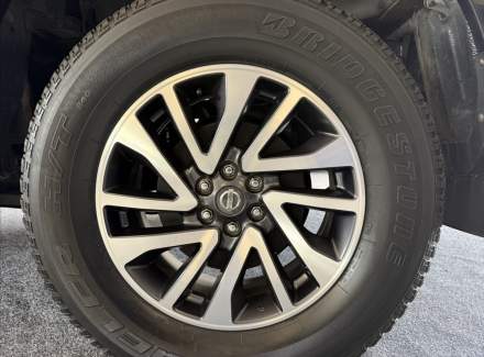 Nissan - Navara