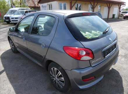 Peugeot - 206