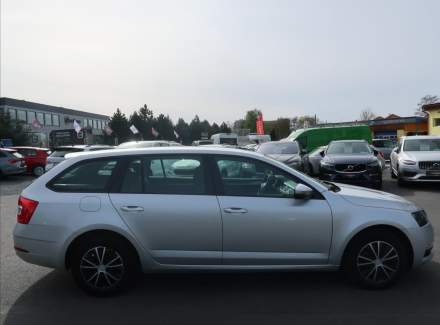 Škoda - Octavia