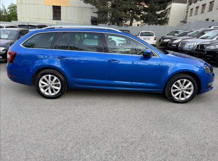 Škoda - Octavia
