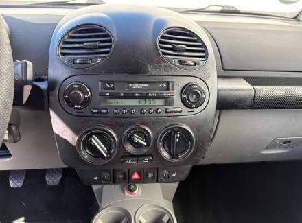 Volkswagen - Beetle