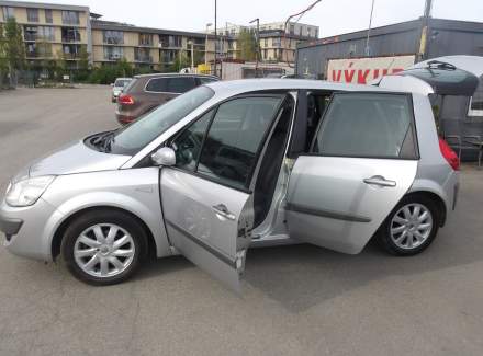 Renault - Scenic