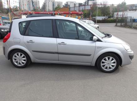 Renault - Scenic