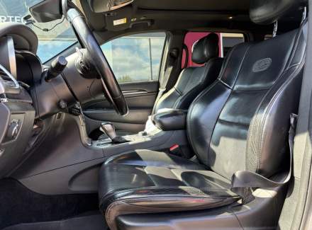 Jeep - Grand Cherokee