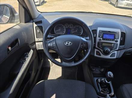 Hyundai - i30