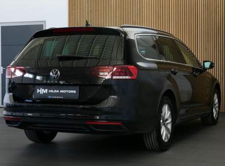 Volkswagen - Passat