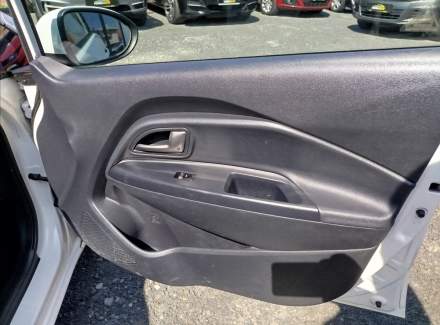 Kia - Rio