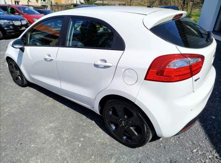 Kia - Rio
