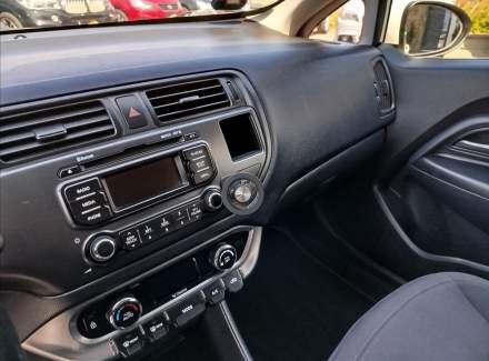 Kia - Rio