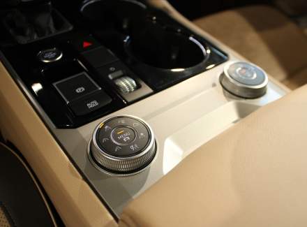 Volkswagen - Touareg