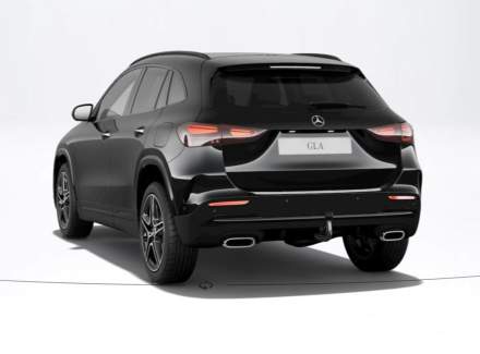 Mercedes-Benz - GLA
