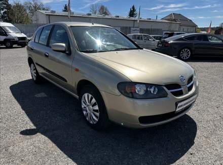 Nissan - Almera