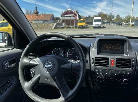 Nissan - Almera