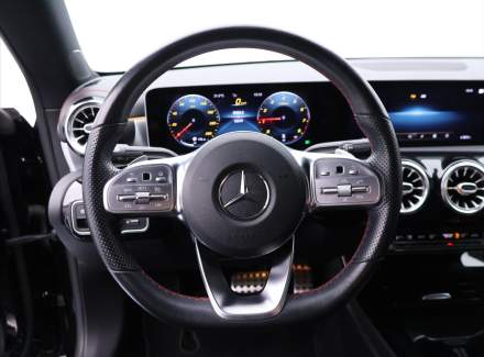 Mercedes-Benz - CLA