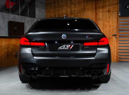 BMW - M5