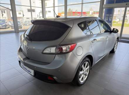 Mazda - 3