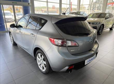 Mazda - 3