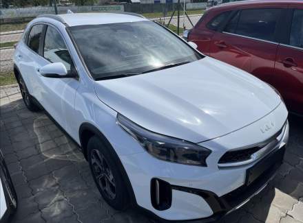 Kia - XCeed